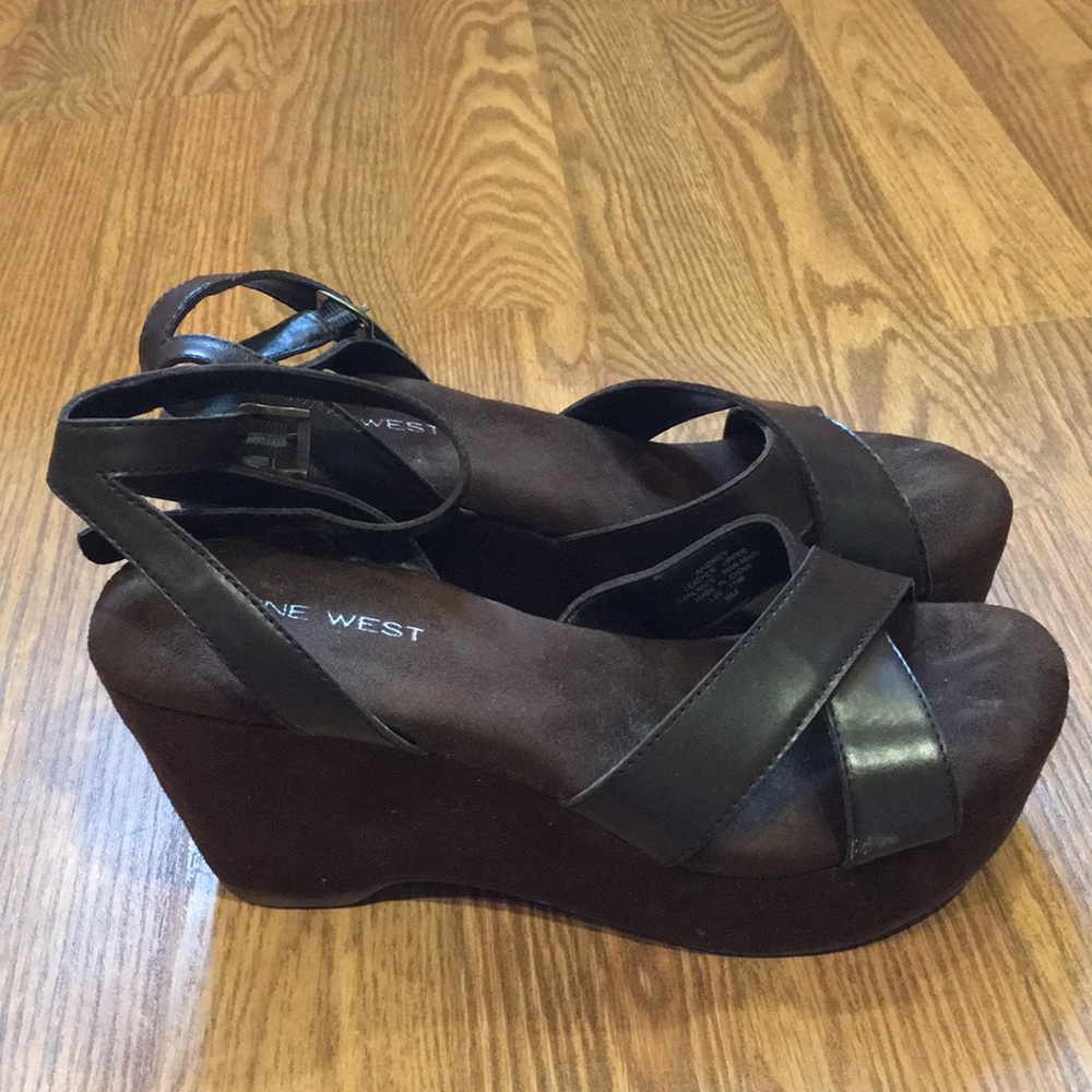 Nine West Chocolate Leather/suede sandals size 9